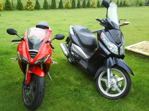 Sym citycom 300i triumph daytona 675